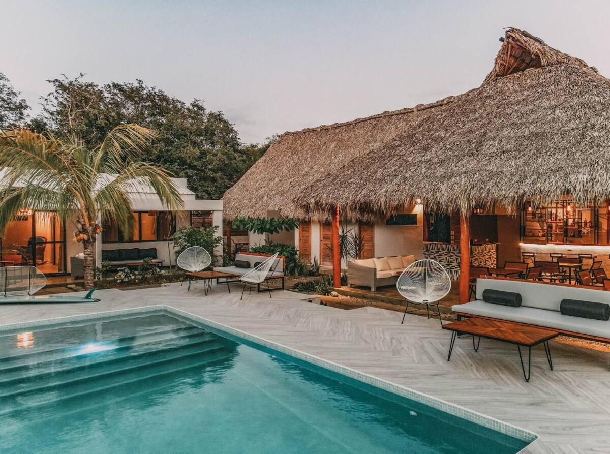 Хостел Surf And Yoga Retreat Nicaragua La Albina Екстер'єр фото